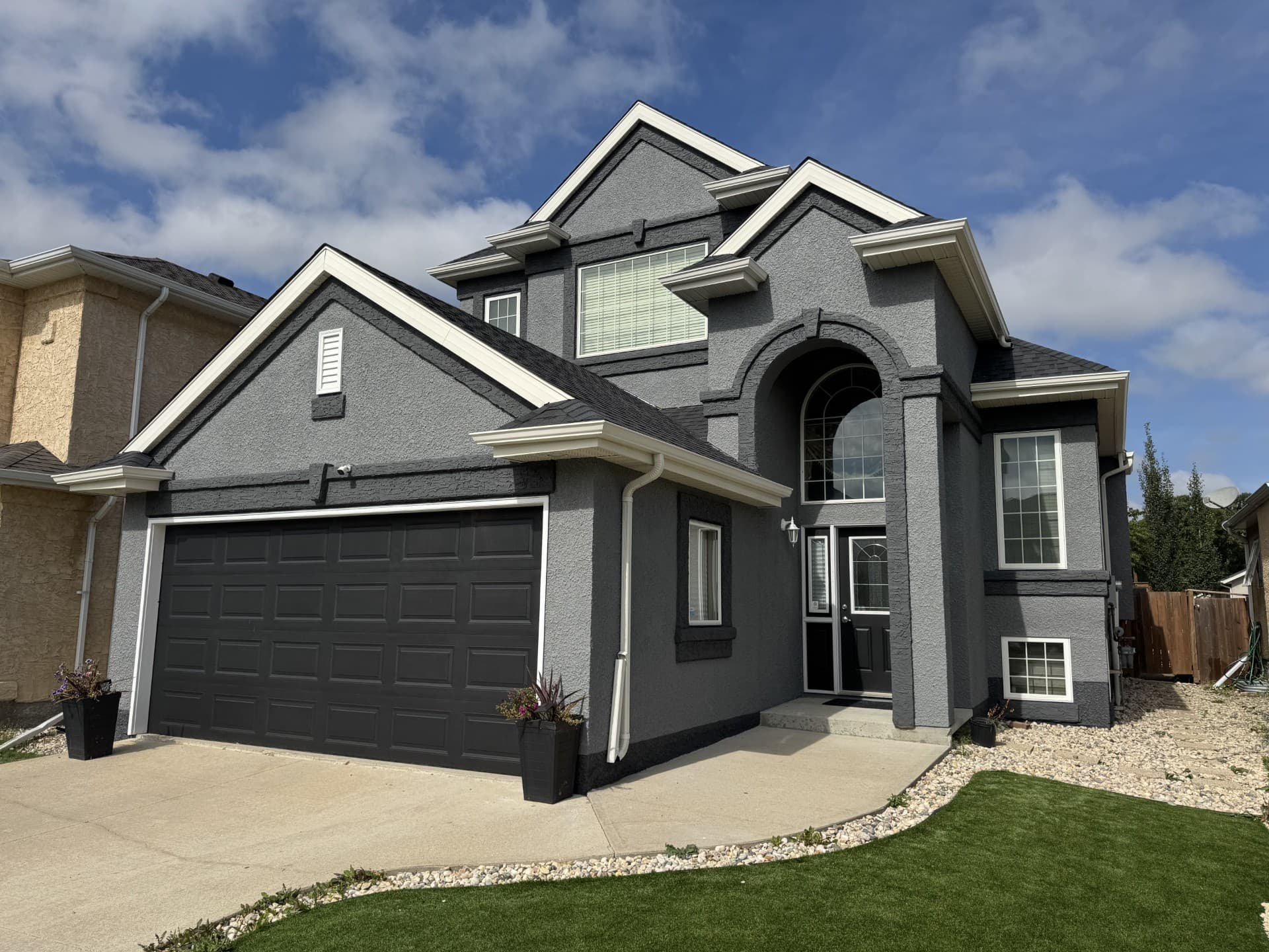 Pressure Washing Delaware OH – Keep Your Home Looking Fresh with Expert Care