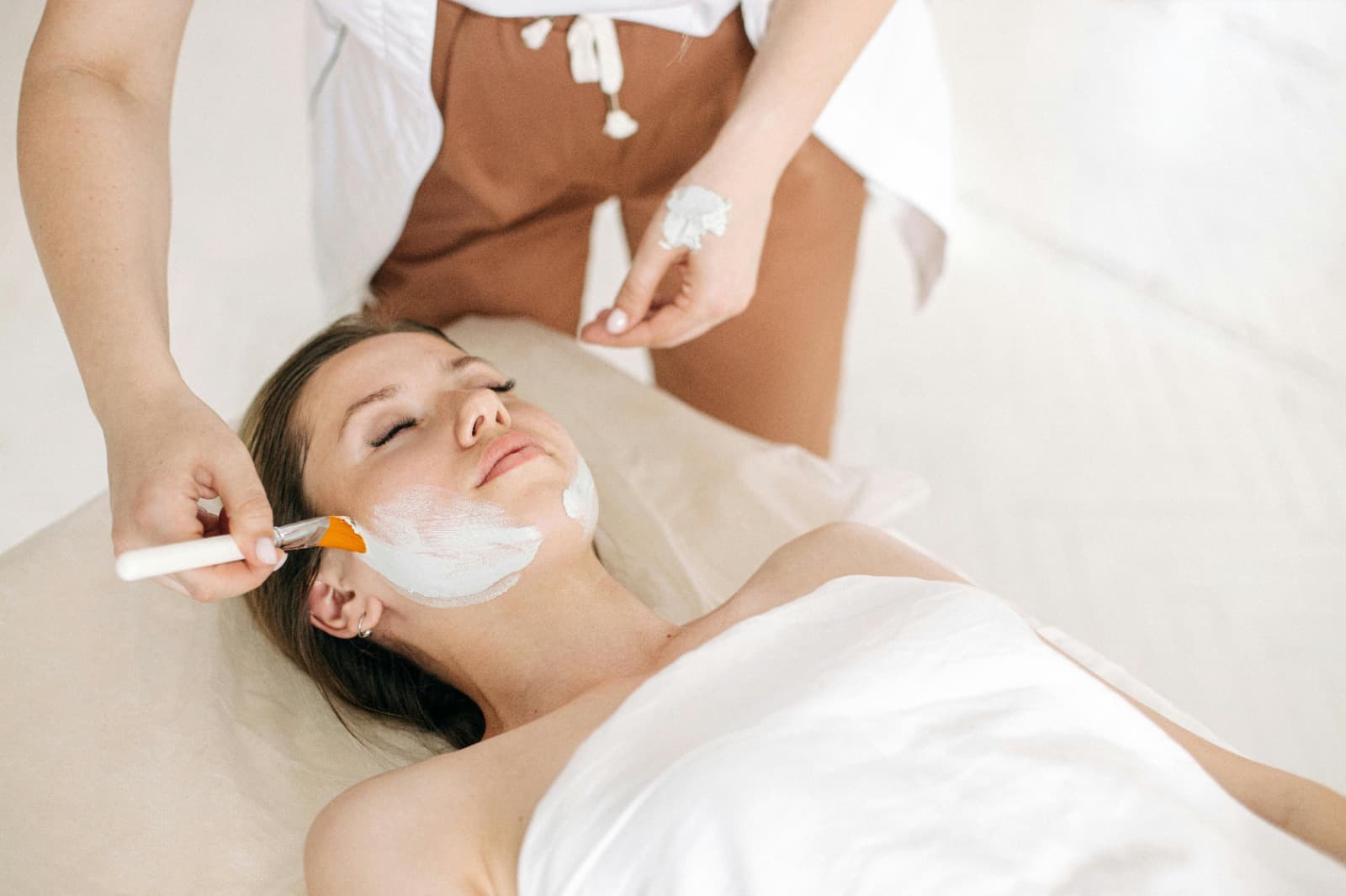 Discover the Best Facial Spa Near Me for Radiant Skin
