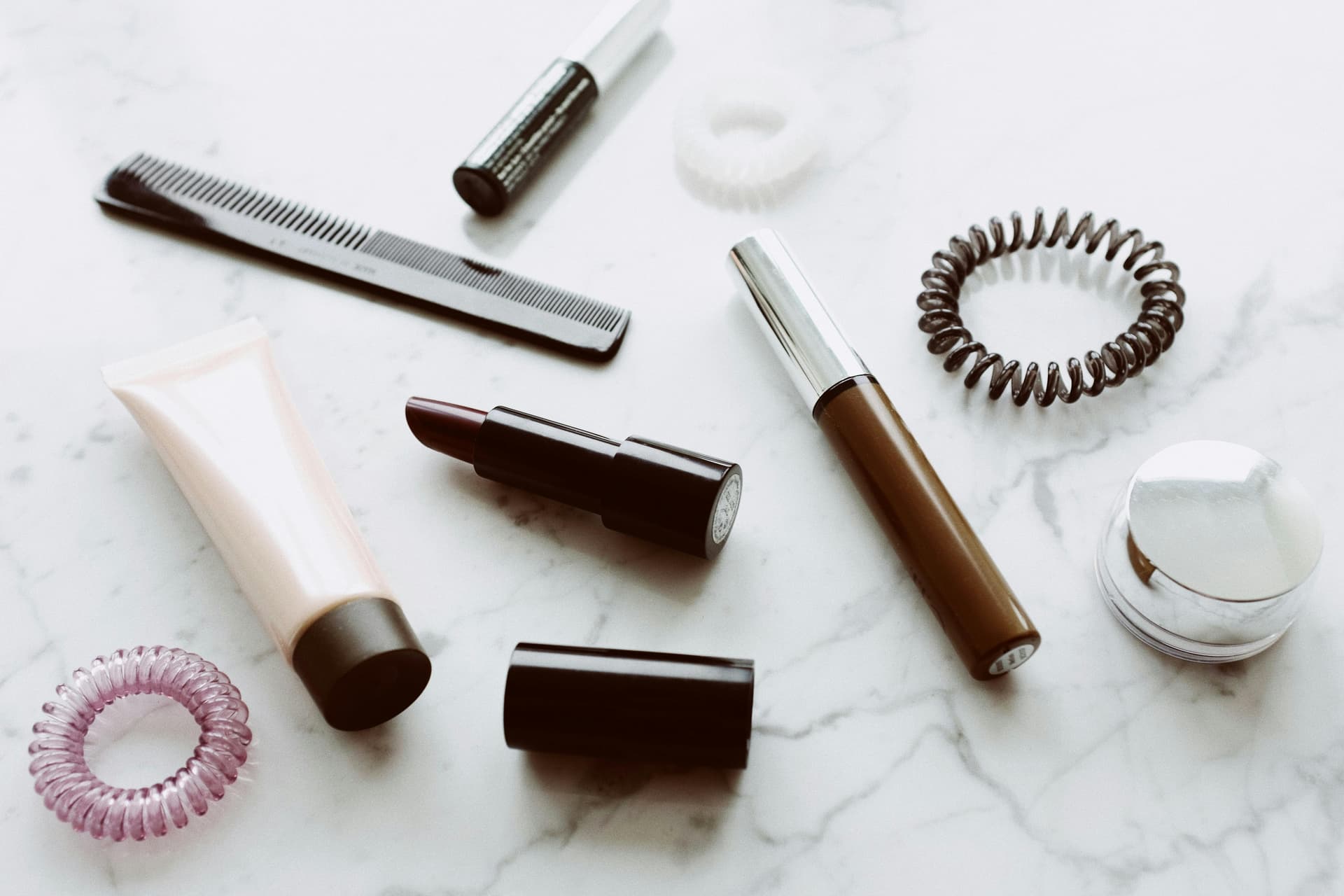 Hourglass Hidden Corrective Concealer: Achieve Flawless Skin Instantly