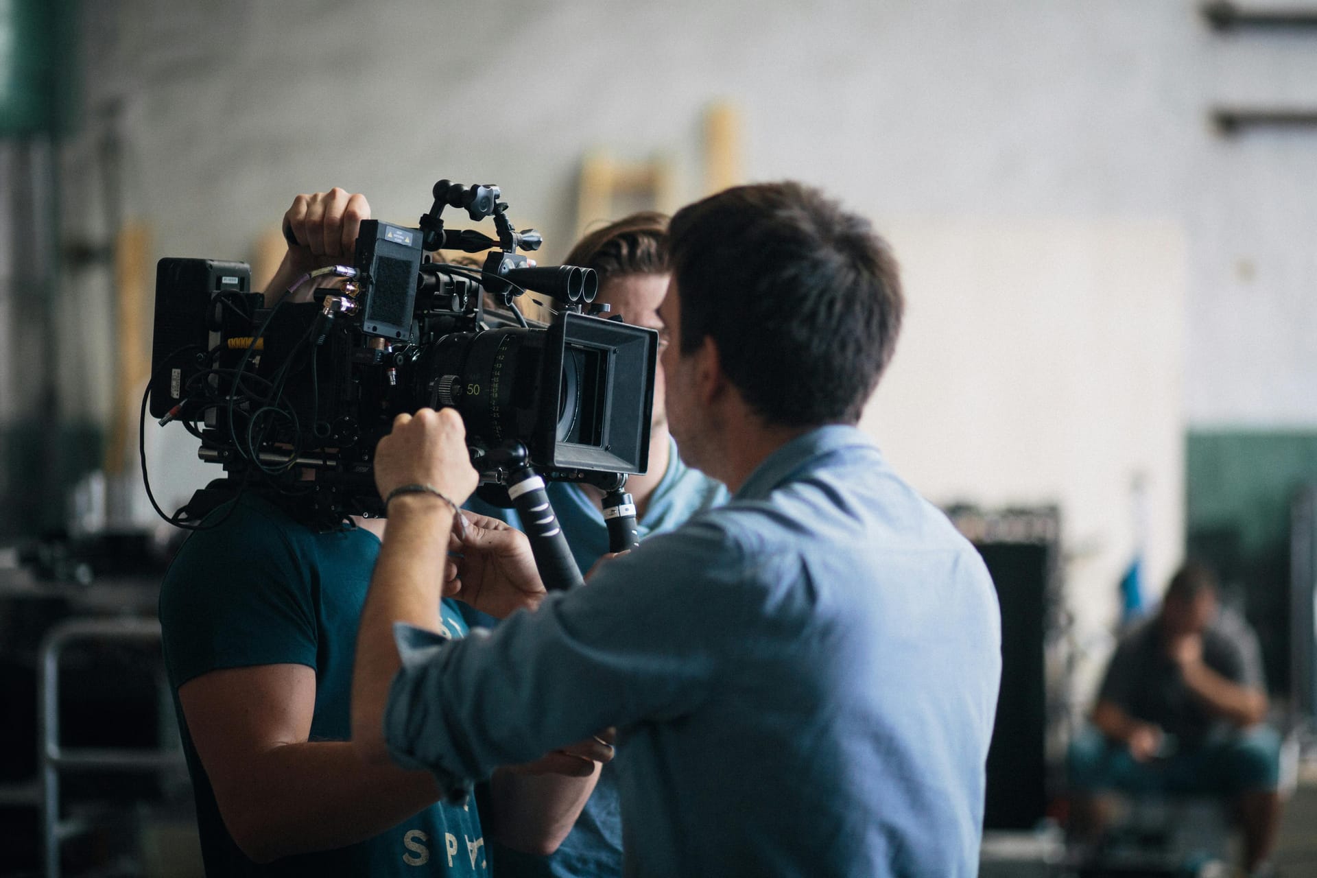 Motion Design and VFX Masterclass for Professional Video Creators