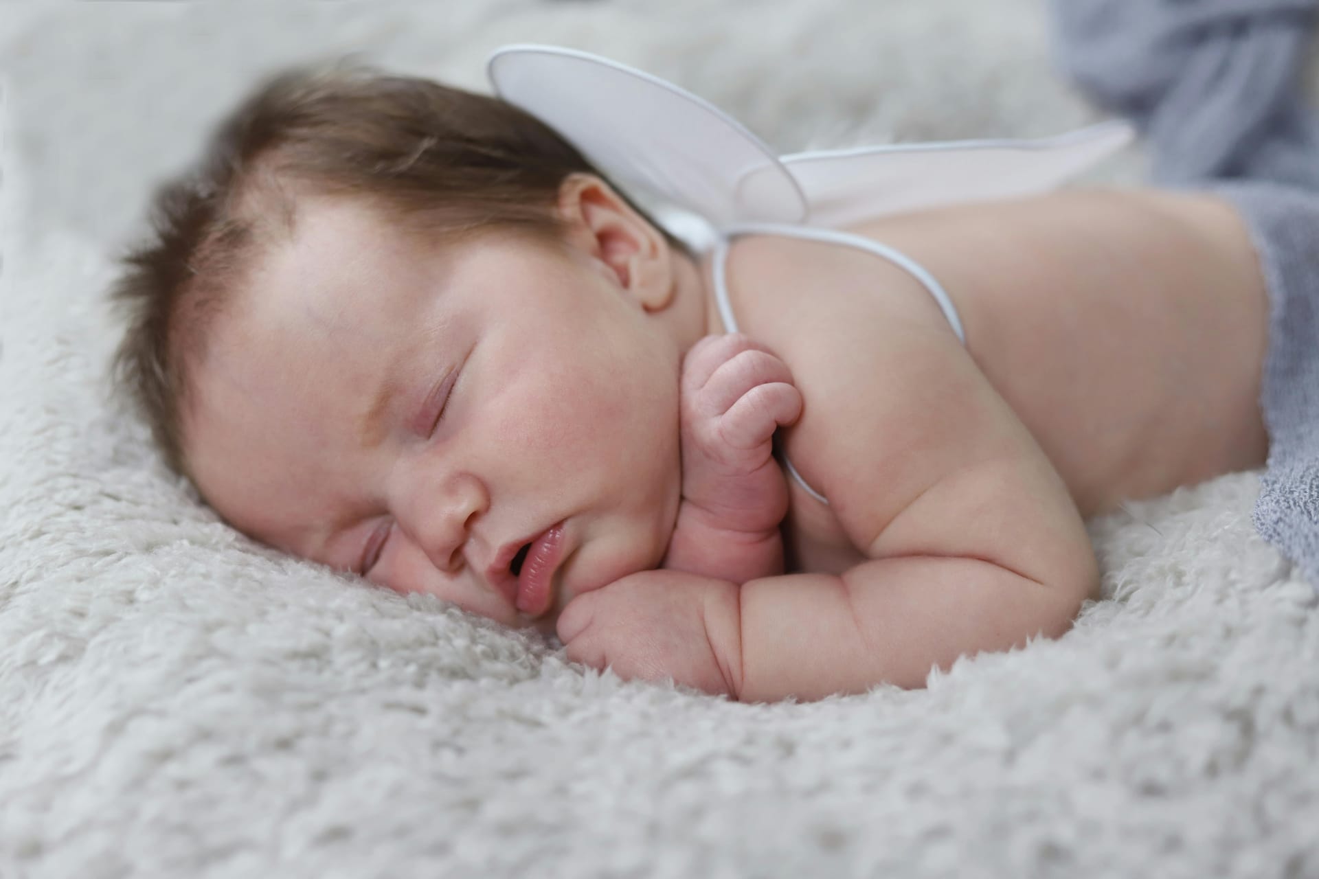 Bonnet bébé naissance : l’accessoire indispensable pour protéger bébé