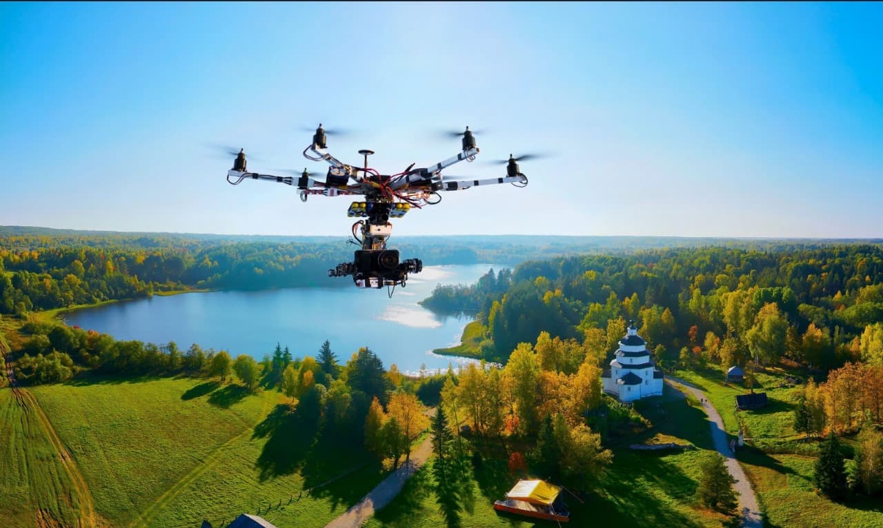 How the Insta360 Antigravity A1 Lets You Capture the Impossible