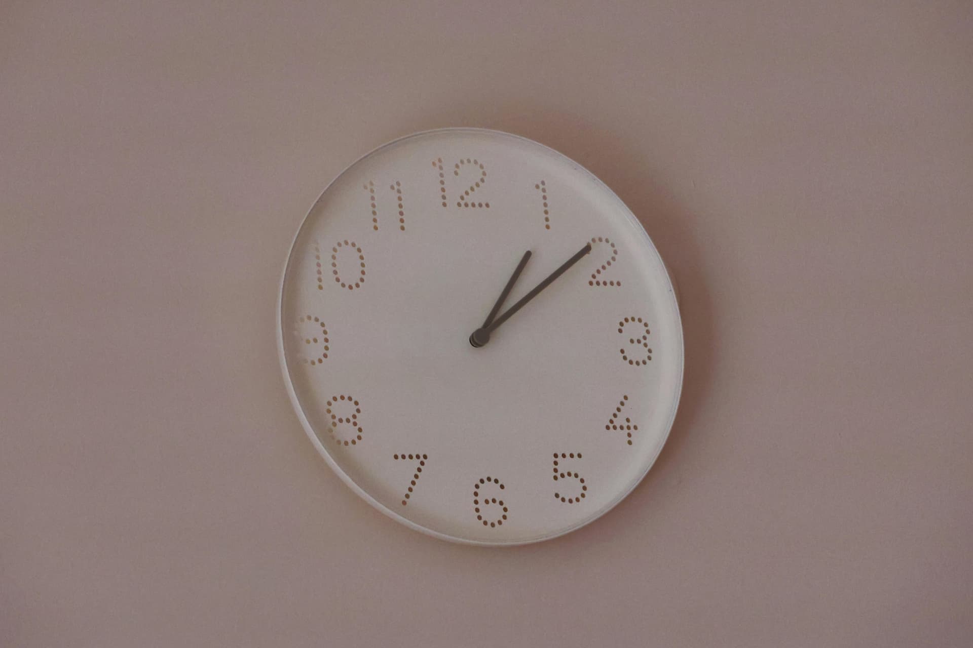 How to Identify a Genuine Rolex Daytona Wall Clock