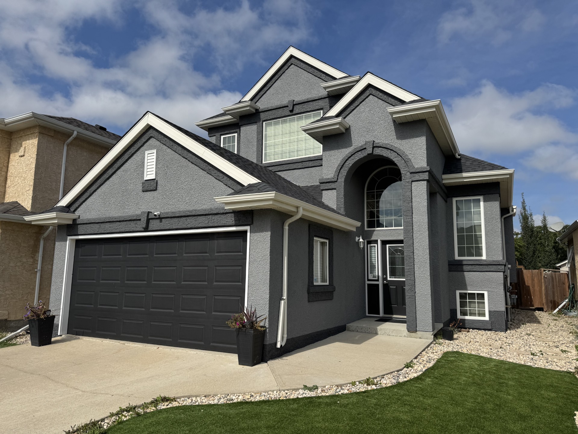 Pressure Washing Delaware OH – Keep Your Home Looking Fresh with Expert Care