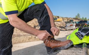 How-To-Avoid-The-The-Most-Common-Problems-With-Safety-Boots-And-Shoes-